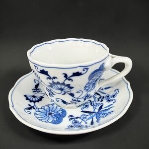 Blue Danube Tea Cup and Saucer Set‎ Blue Onion Floral Porcelain Scalloped Rim